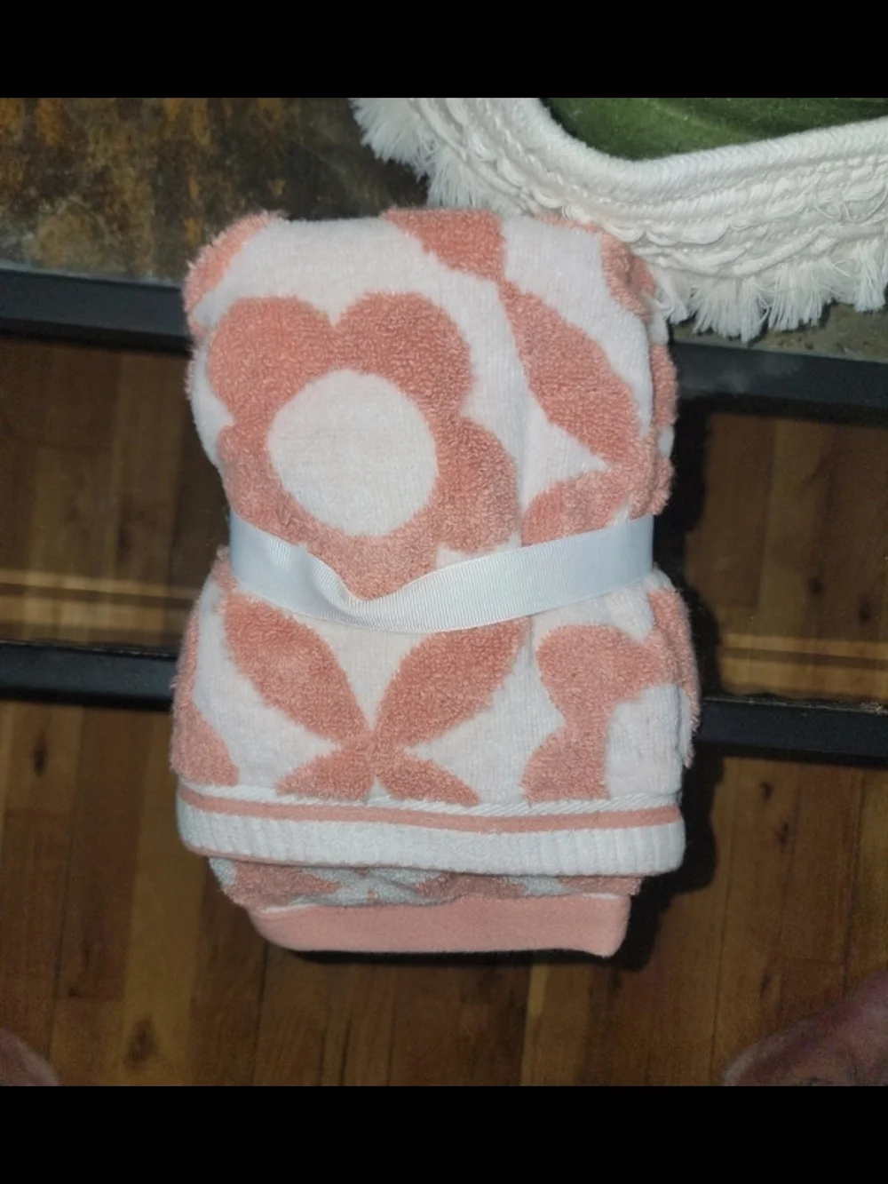 Caro Home pink texture